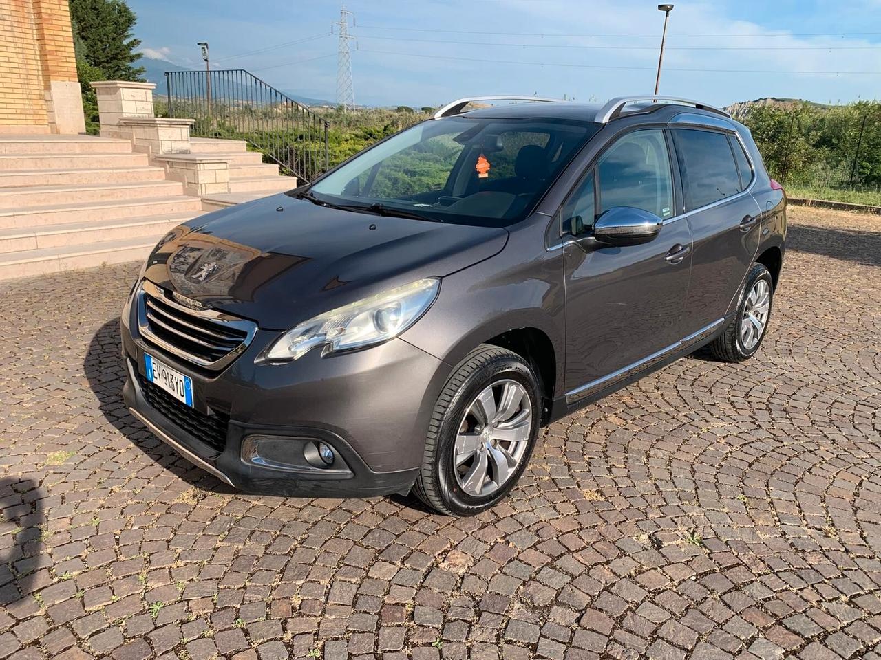 Peugeot 2008 1.6 e-HDi 92 CV