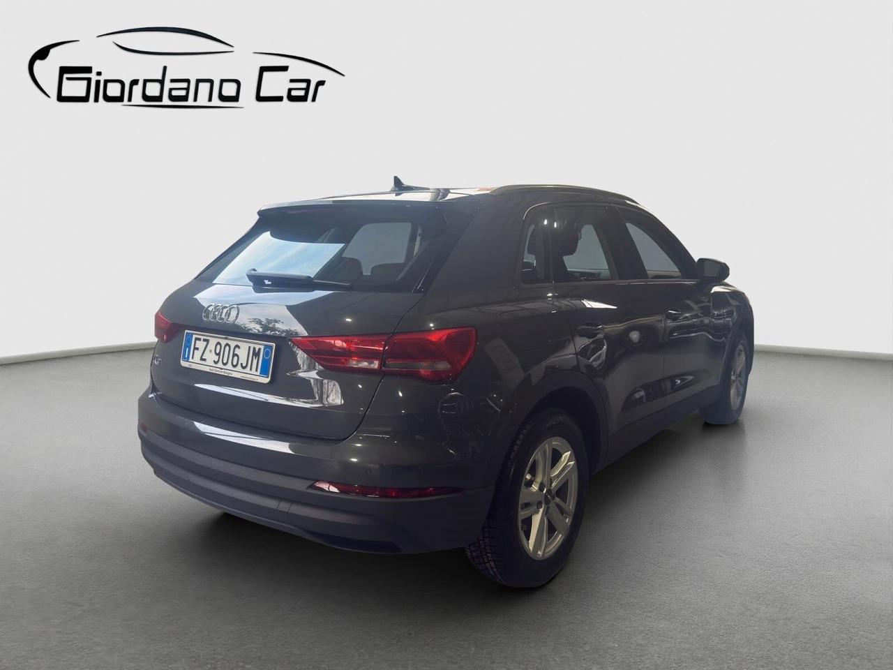 Audi Q3 35 TDI S tronic Business