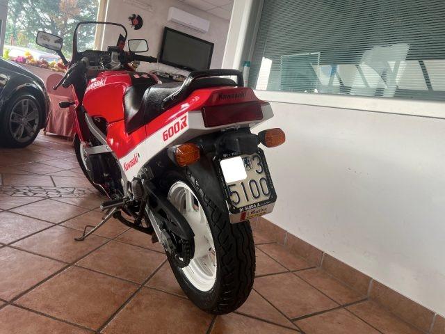 KAWASAKI GPz 600 R 1985