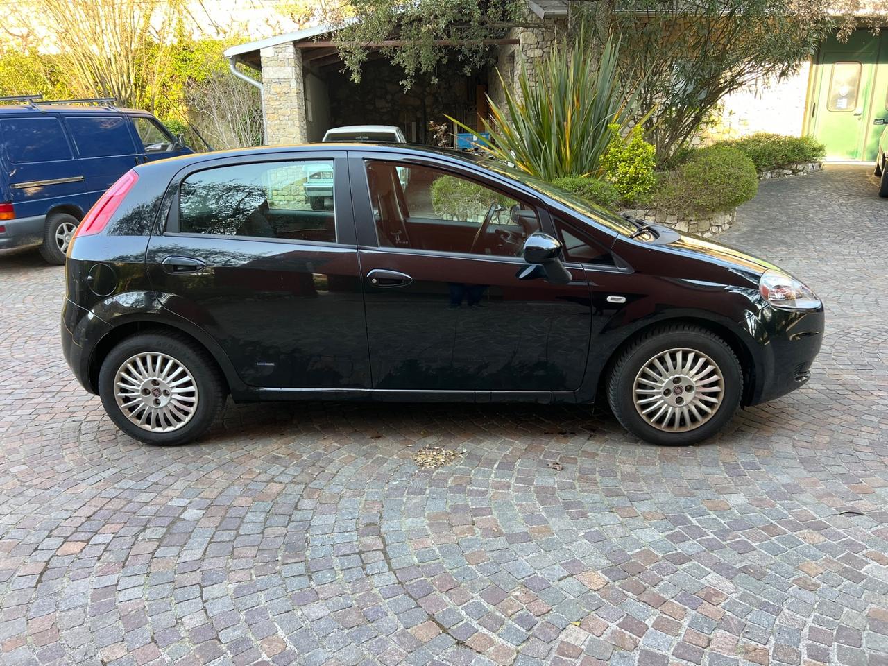 Fiat Grande Punto 1.3 MJT 90 CV 5 porte Dynamic NEOPATENTATI