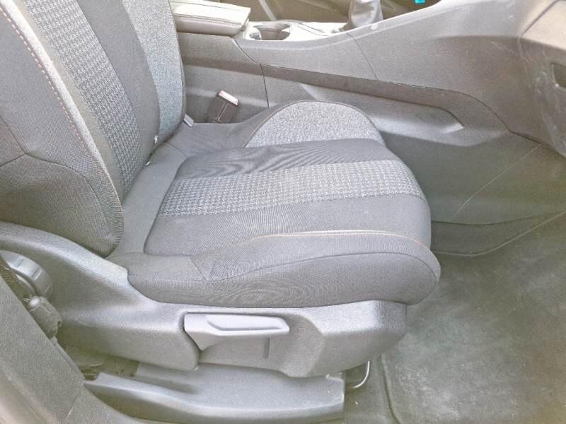 Peugeot 3008 BlueHDi 130 S&S Business