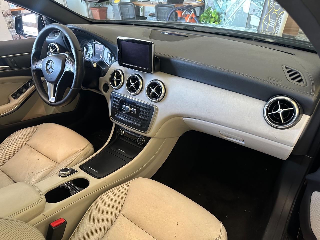 Mercedes-benz A 220 CDI Automatic Premium