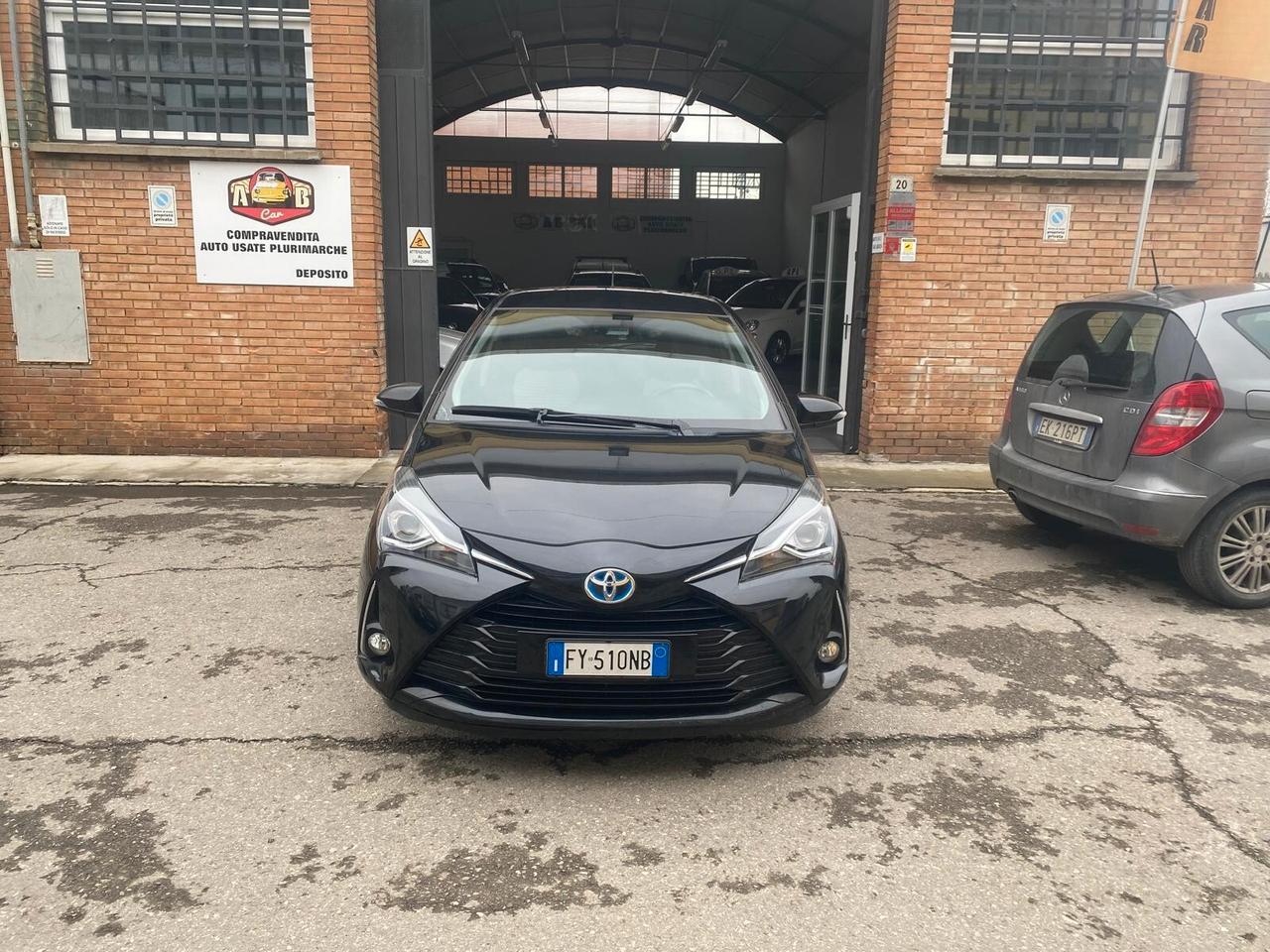 Toyota Yaris 1.5 Hybrid Active Plus CAMBIO AUTOM. - OK NEOP - GARANZIA 12 MESI