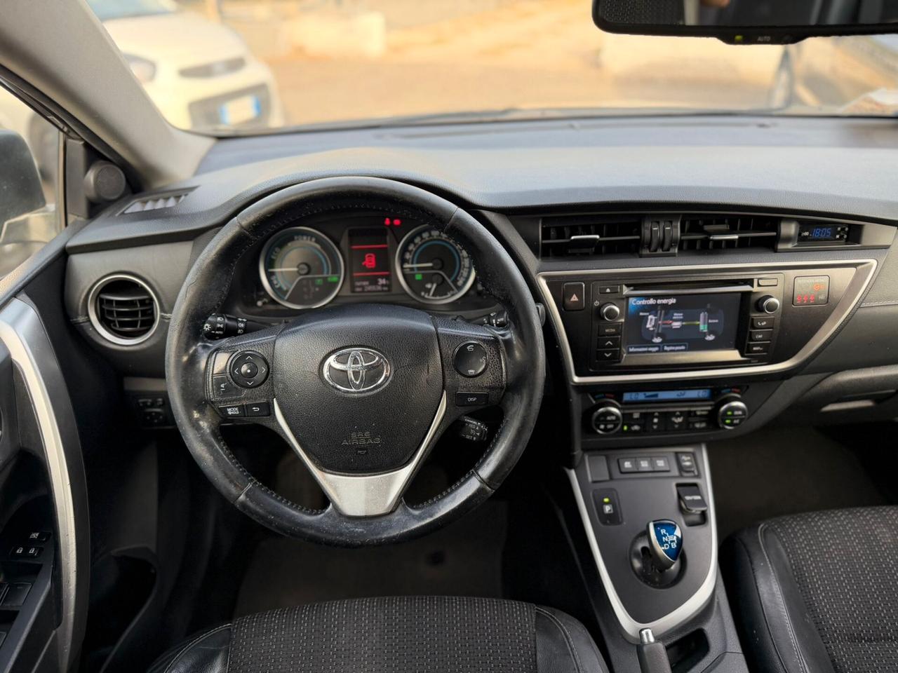 Toyota Auris Touring Sports 1.8 Hybrid Lounge