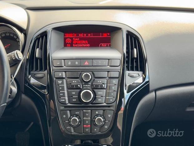 OPEL Astra 1.4 Turbo 140CV Sports Tourer GPL Tec