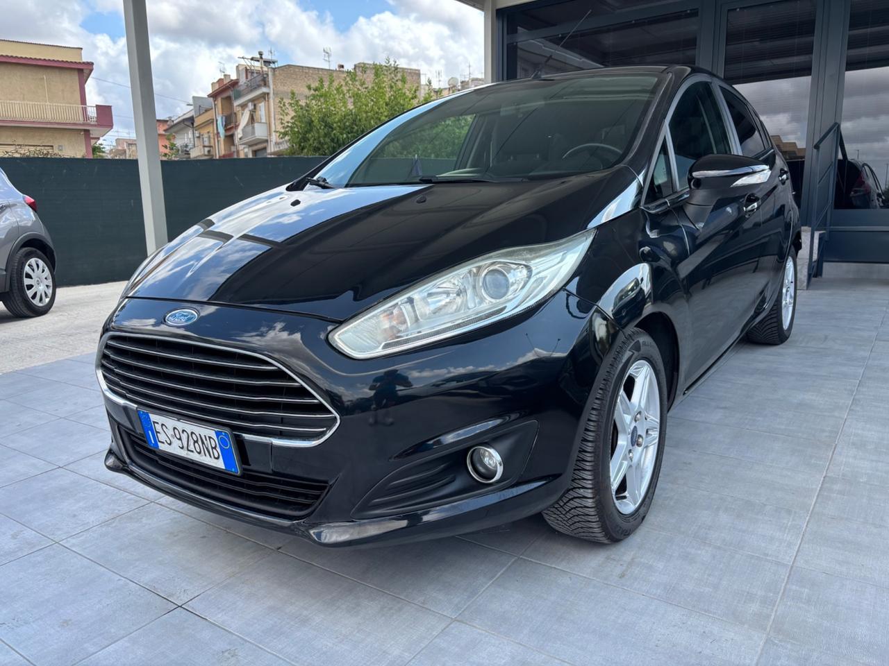 Ford Fiesta 1.5 TDCi 75CV 5 porte Titanium
