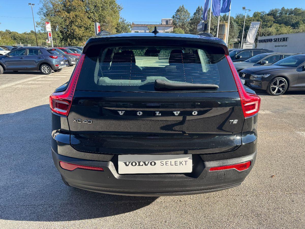 VOLVO - XC40 - T2 Momentum pro manuale N1