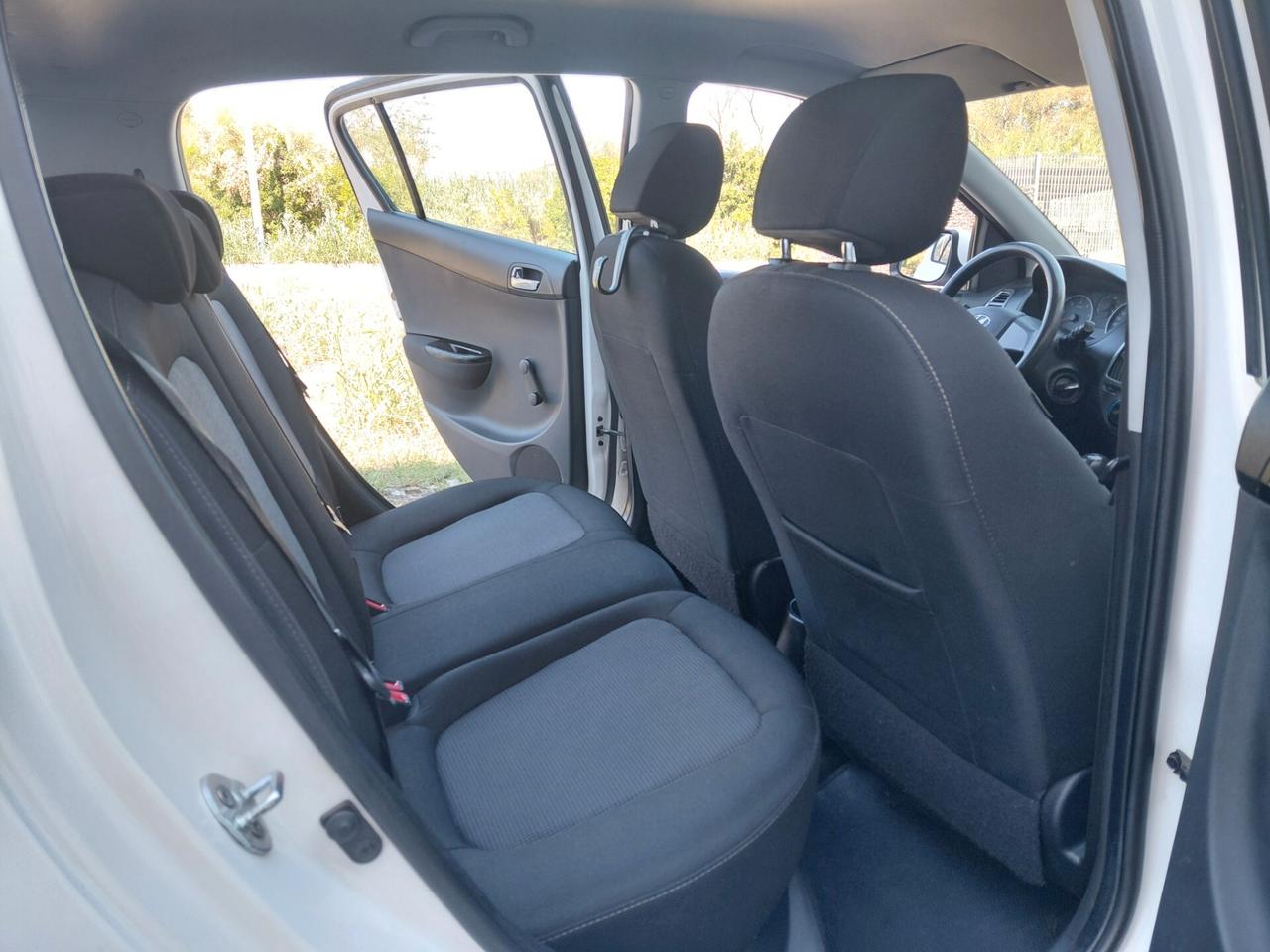 Hyundai i20 1.1 CRDi 5p. Classic
