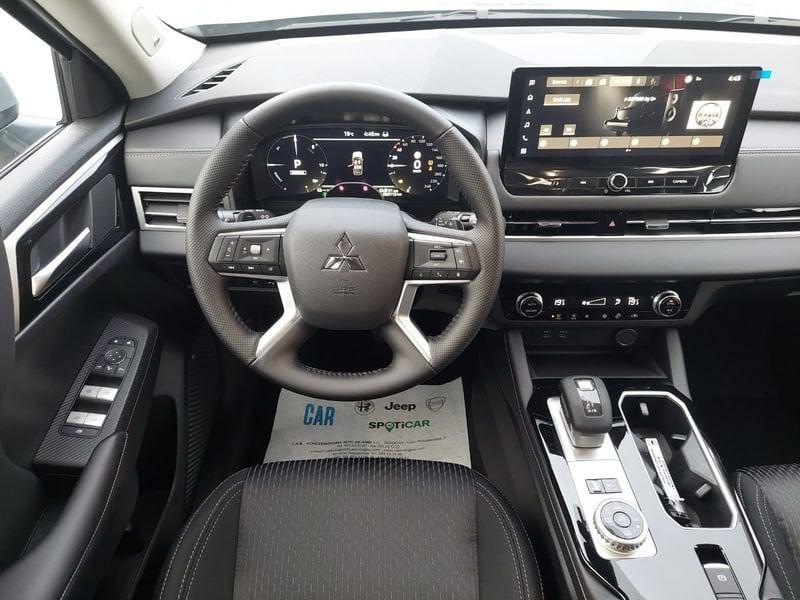 Mitsubishi Outlander PHEV 2.4 PHEV INFORM MY26 306CV