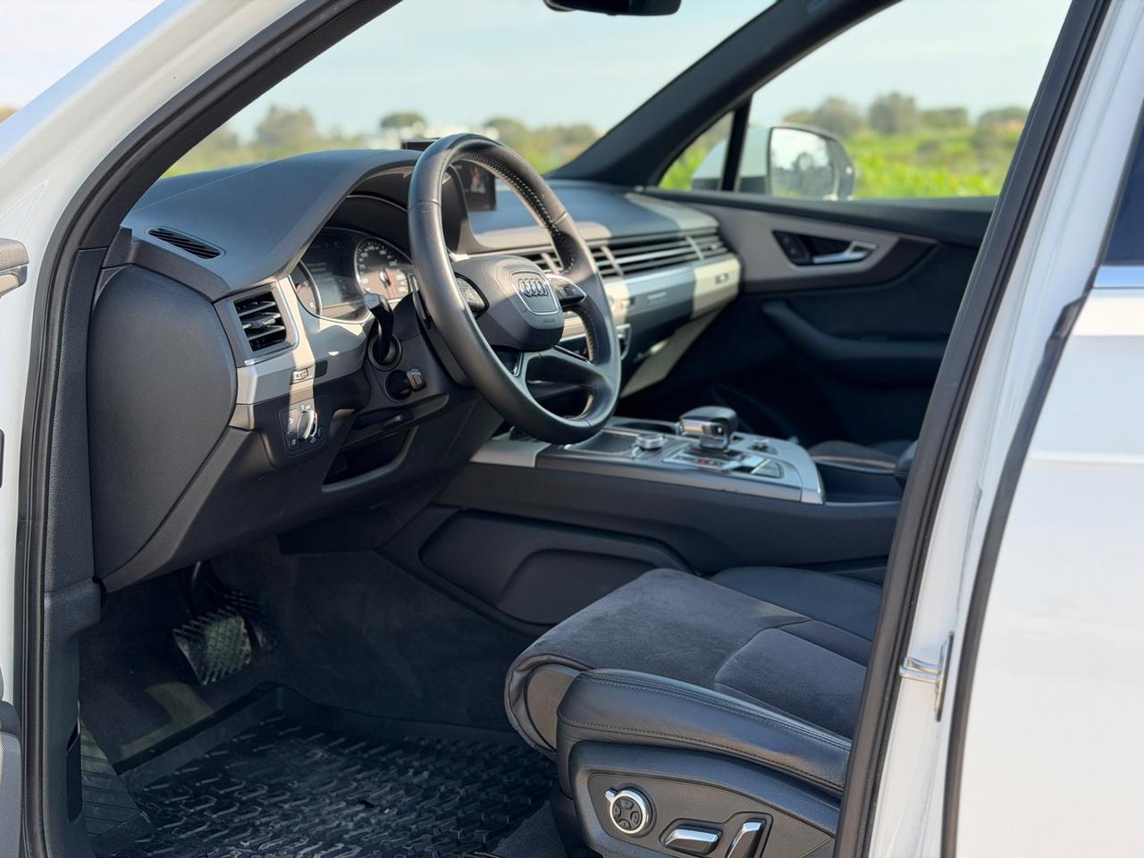 Audi Q7 3.0 TDI 218 CV ultra quattro tiptronic sport plus