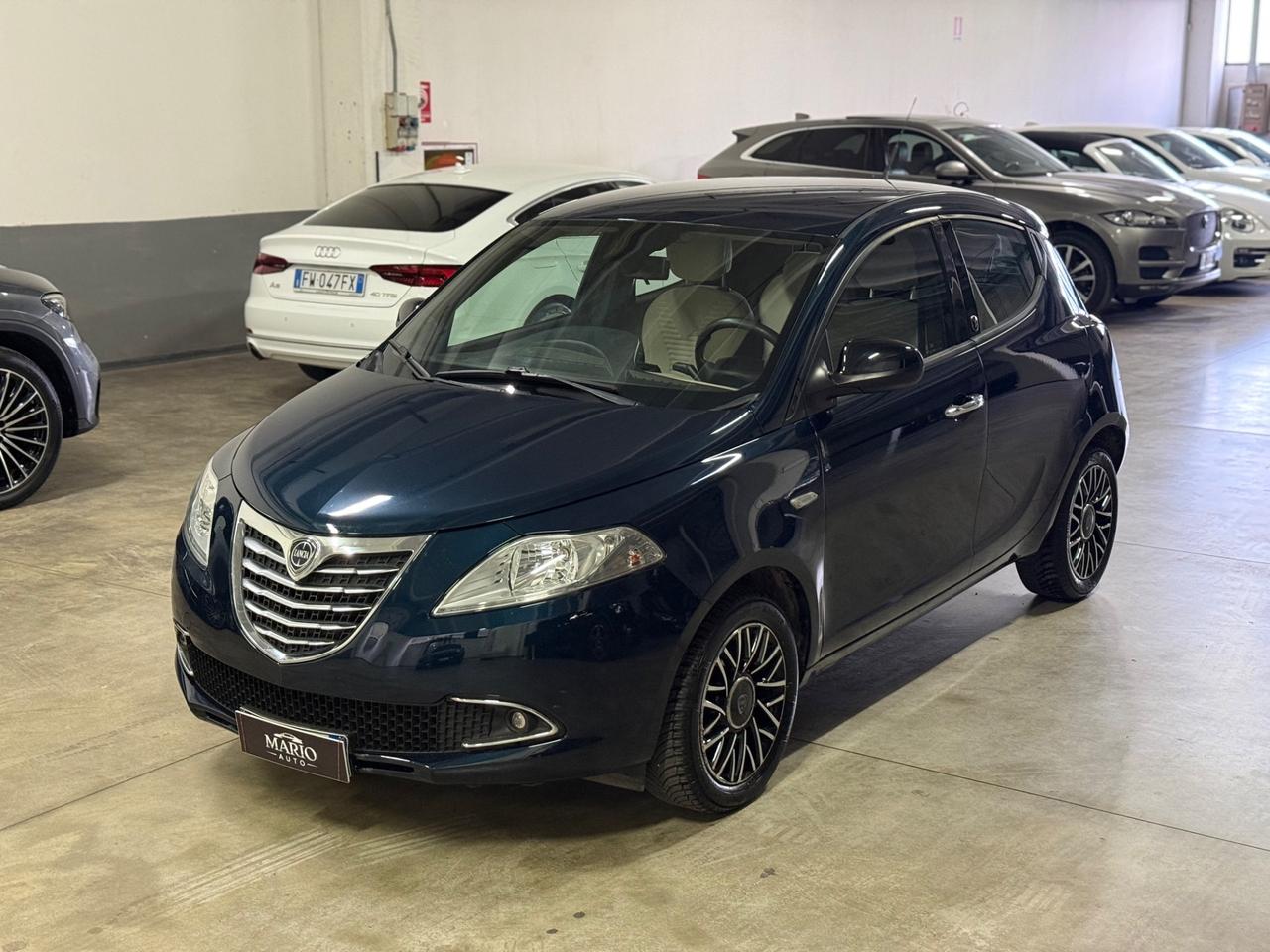 Lancia Ypsilon 1.2 69 CV 5 porte Gold