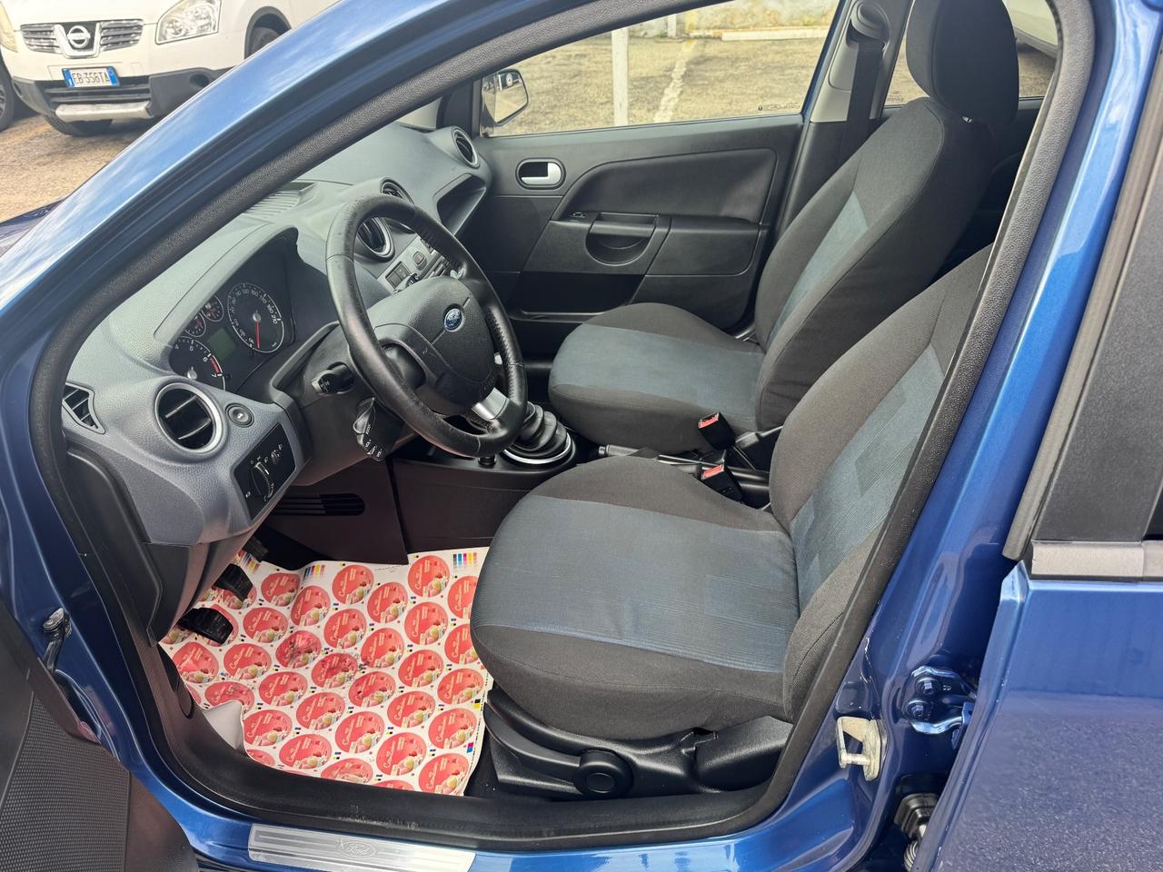 Ford Fiesta 1.2 16V 5p. Ghia
