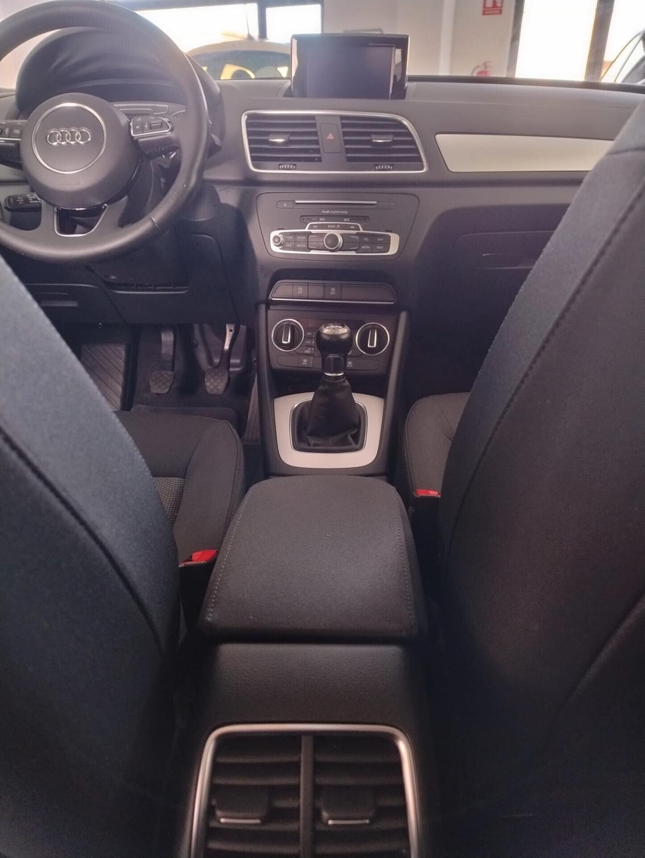 Audi Q3 2.0 TDI 150 CV Business