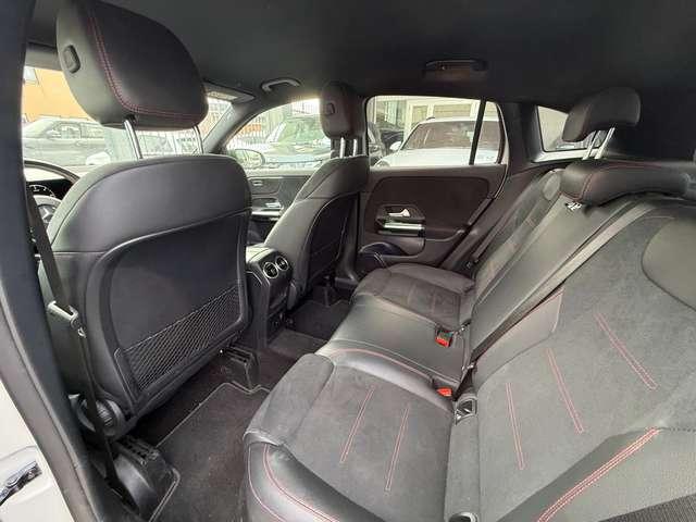 Mercedes-Benz GLA 200 GLA d Premium 4matic auto/ AMG