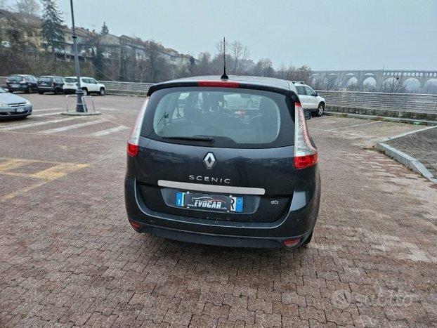 RENAULT Scenic 1.5 dCi 7 posti