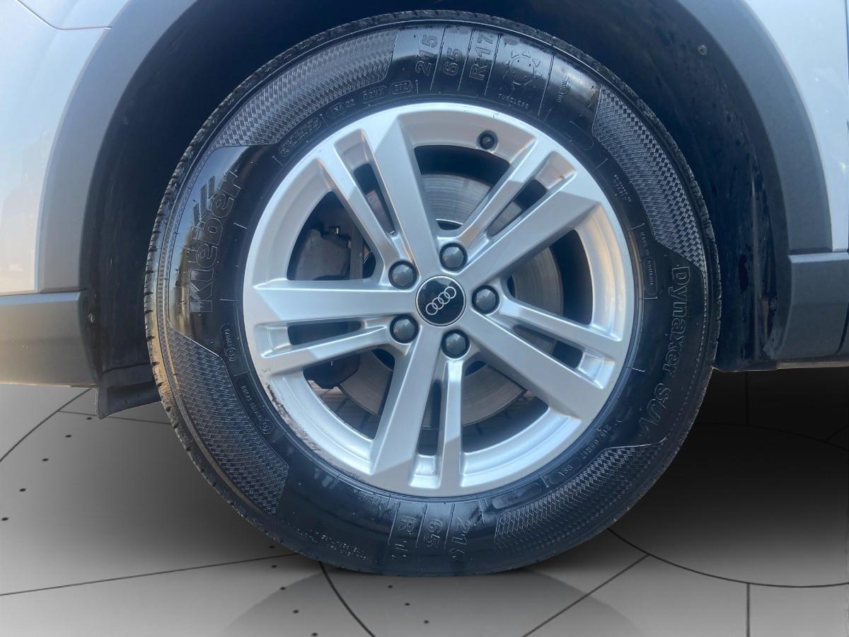 AUDI Q3 45 1.4 tfsi e Business s-tronic