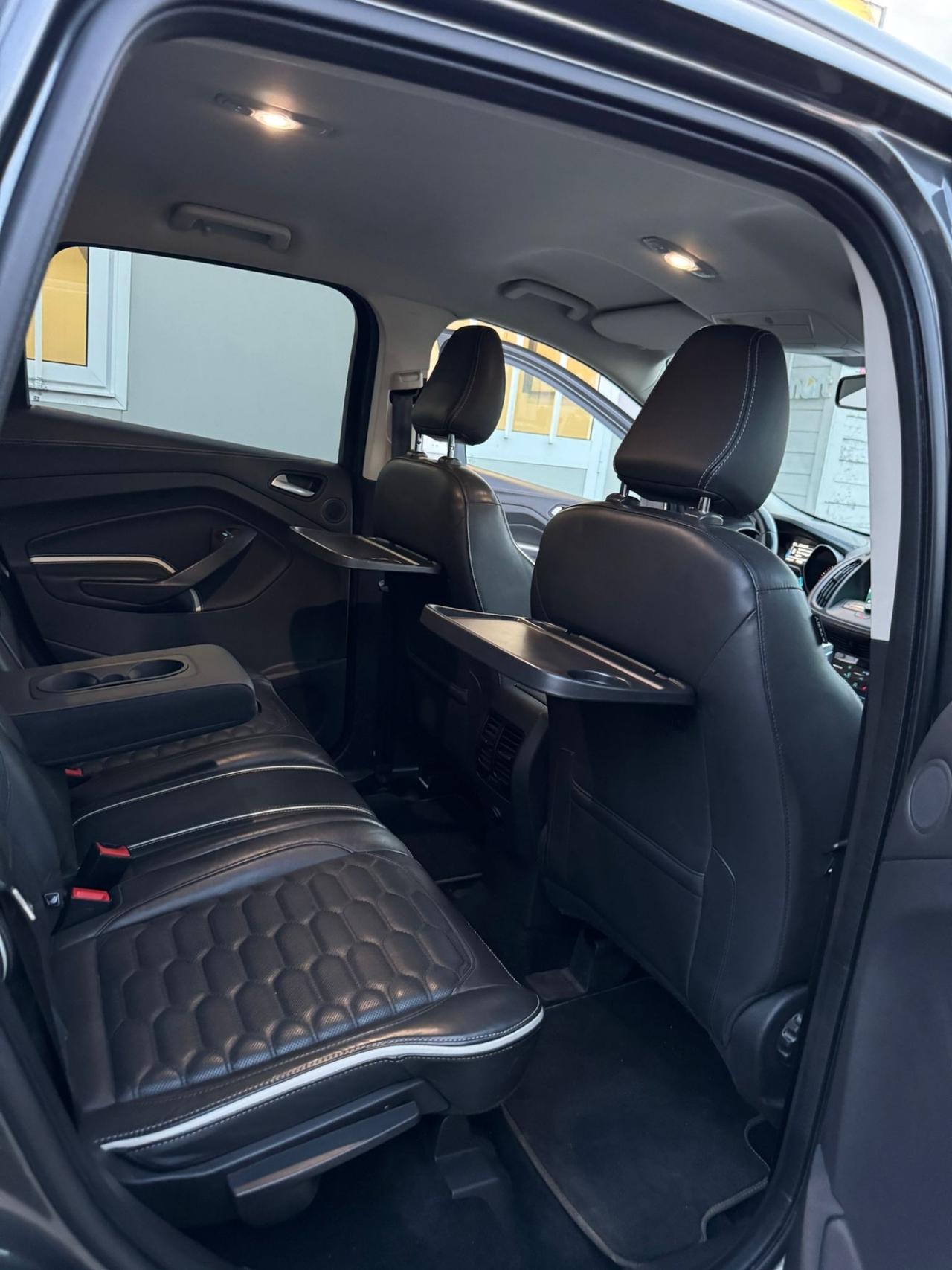 Ford Kuga 2.0 TDCI 150 CV S&S 4WD Powershift Vignale