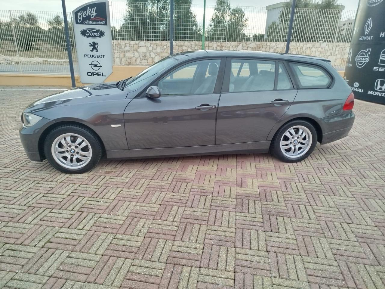 Bmw 320 320d cat Touring Attiva