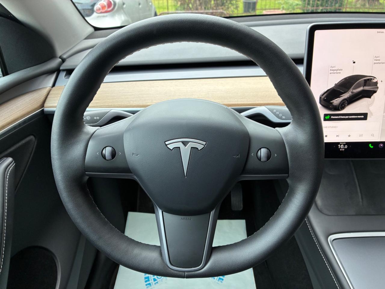 Tesla Model Y Long Range Dual Motor 4WD