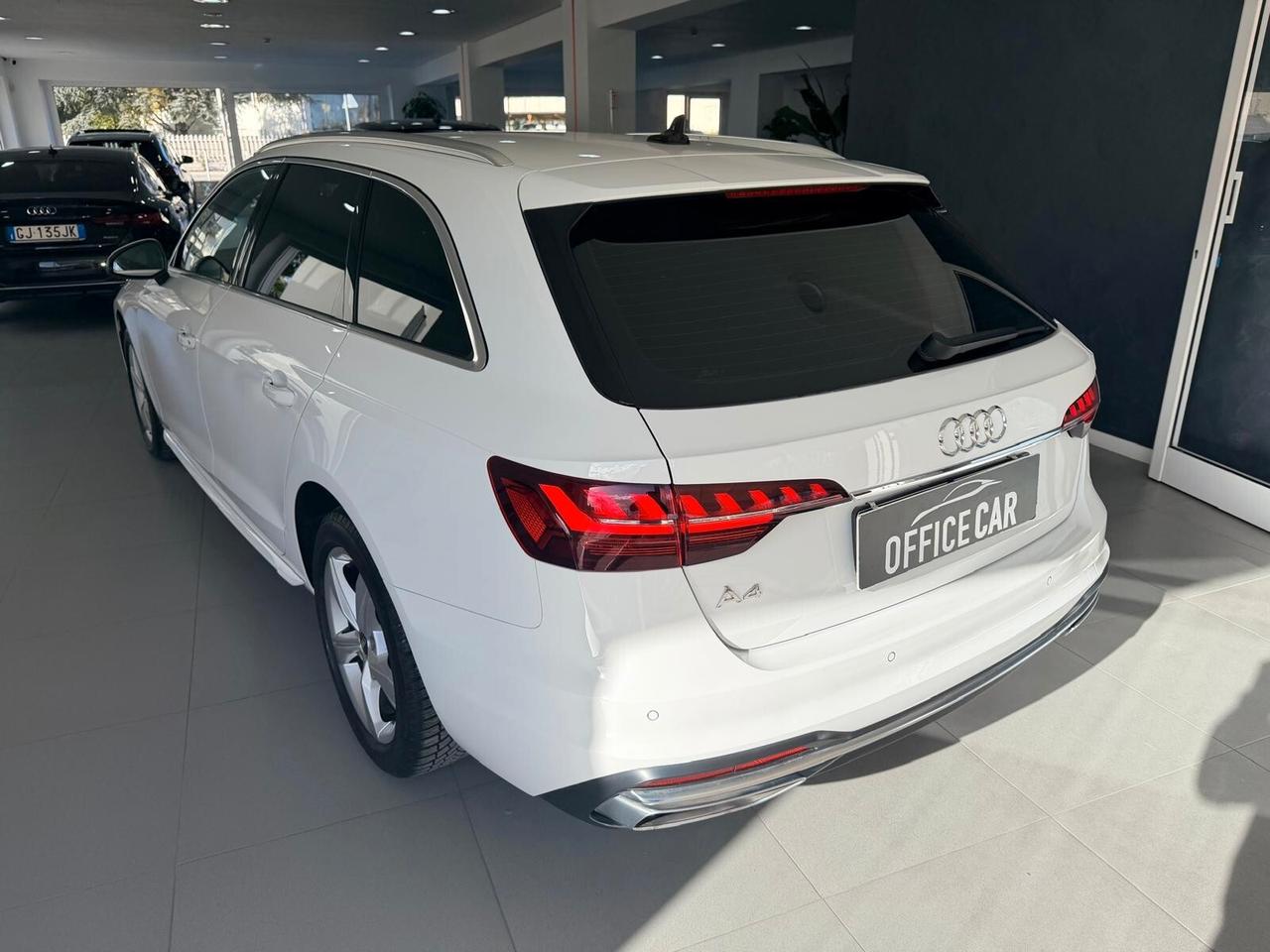 Audi A4 Avant 40 TDI S tronic Business Advanced