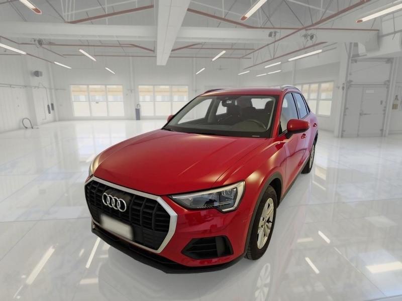AUDI Q3 35 TDI S tronic Business