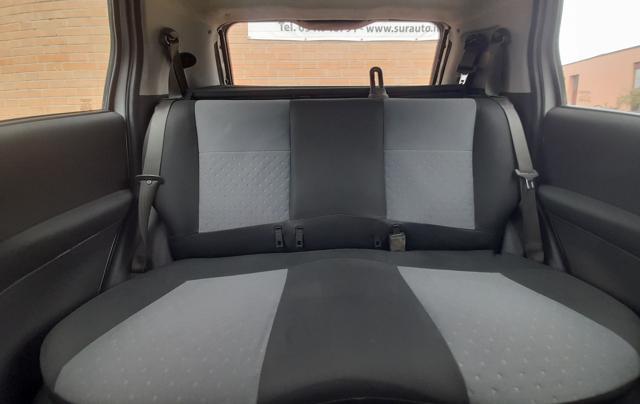 FIAT Punto 1.2 5 porte Active Natural Power