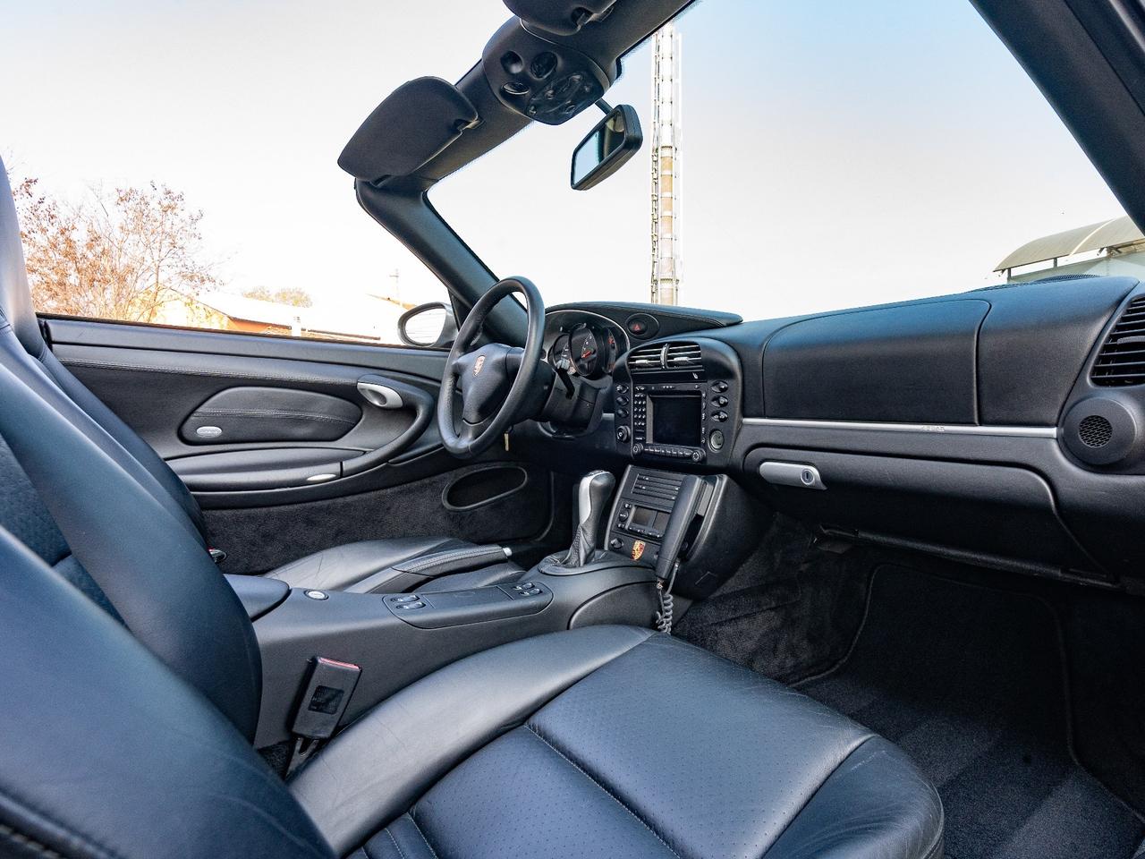 Porsche 911 Carrera cat Cabriolet