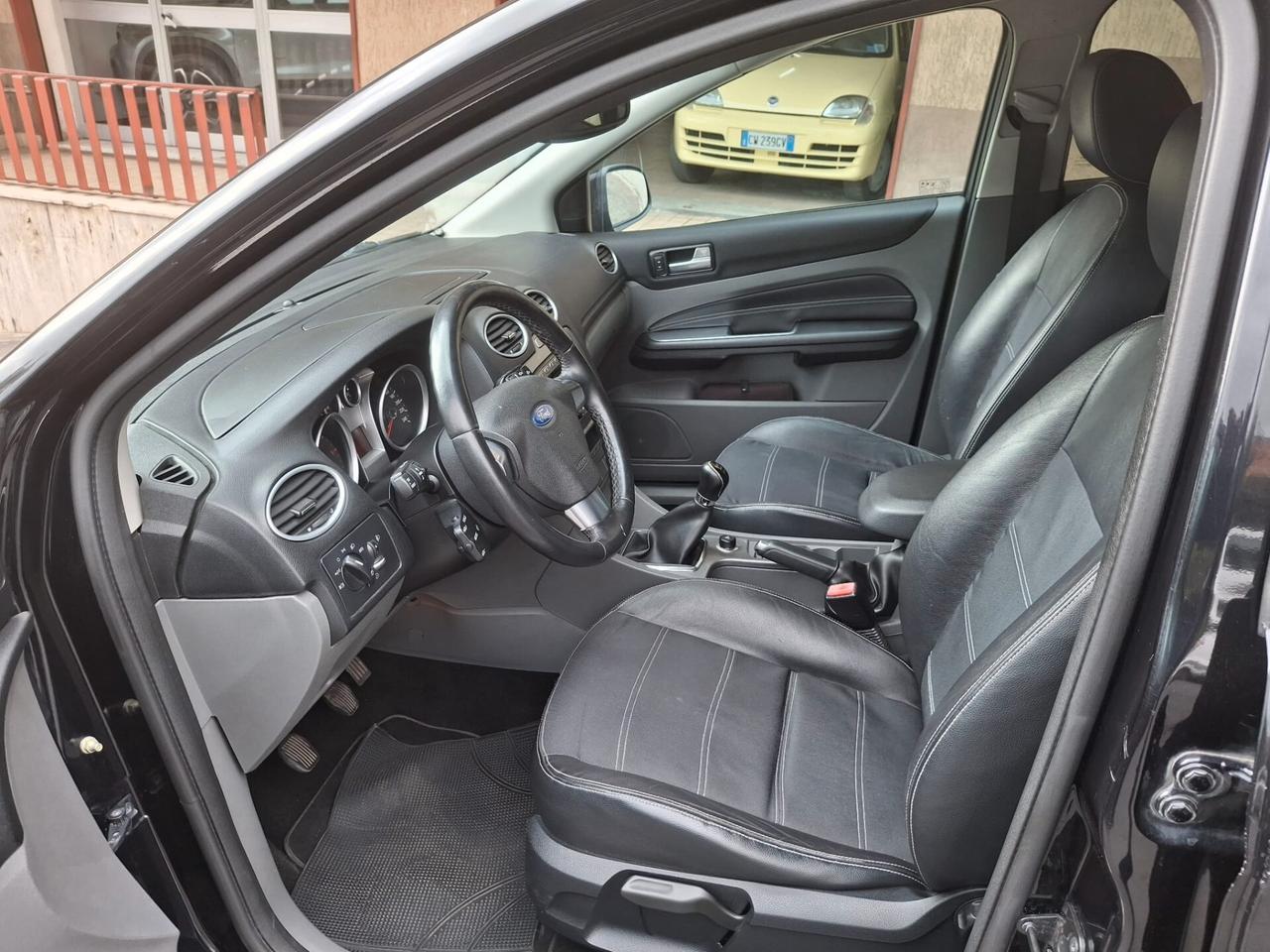 Ford Focus 1.6 TDCi (90CV) 5p. Tit.