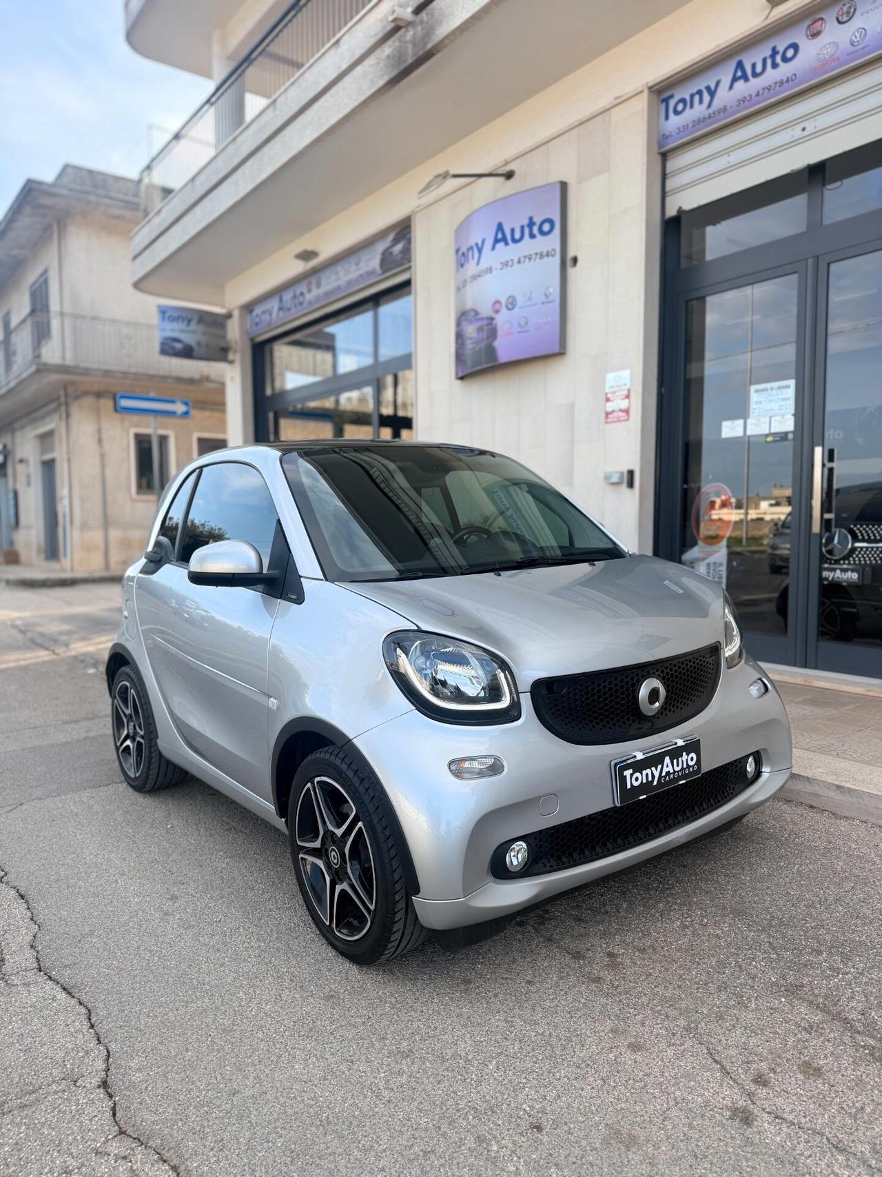 Smart ForTwo 70 c.v. BENZINA 1.0 Passion CON TETTO PANORAMICO,BLOCK SHAFT,FULL LED,BLUETOOTH