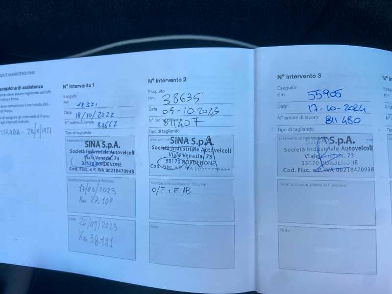 VOLVO XC60 2.0 b4 R-design awd auto