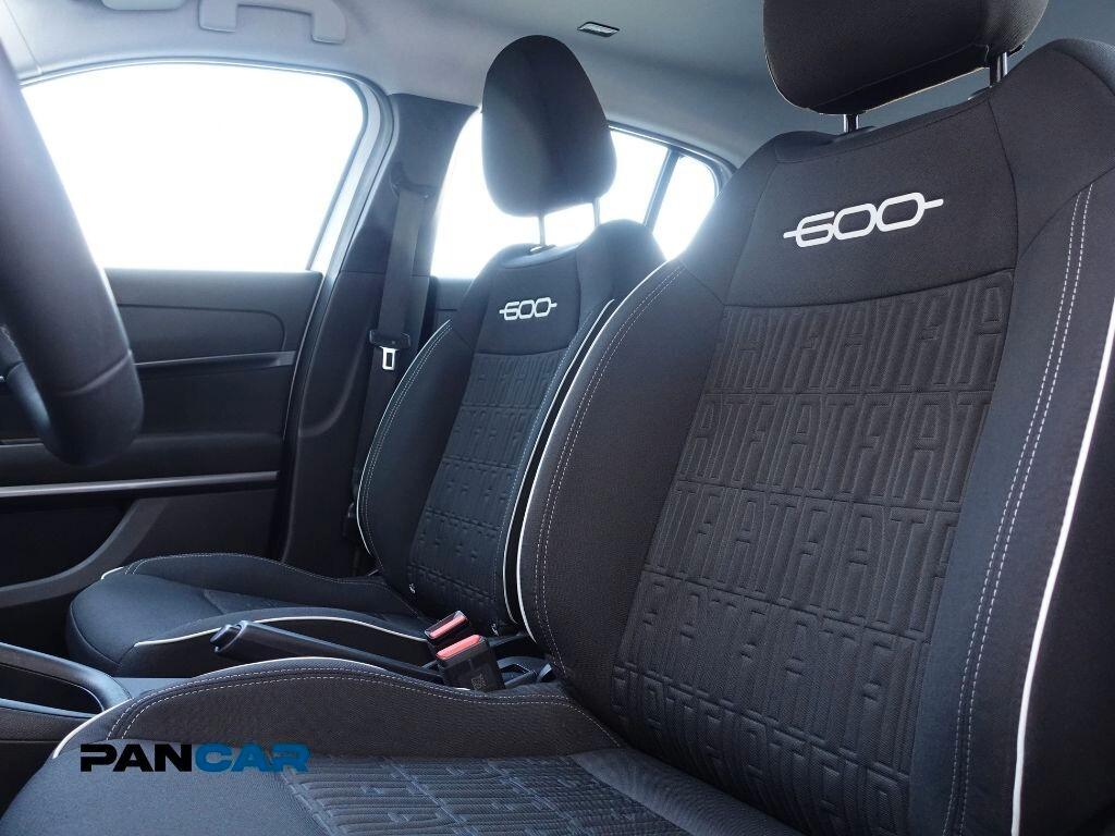 Fiat 600 ICON Hybrid 145 CV DCT MHEV