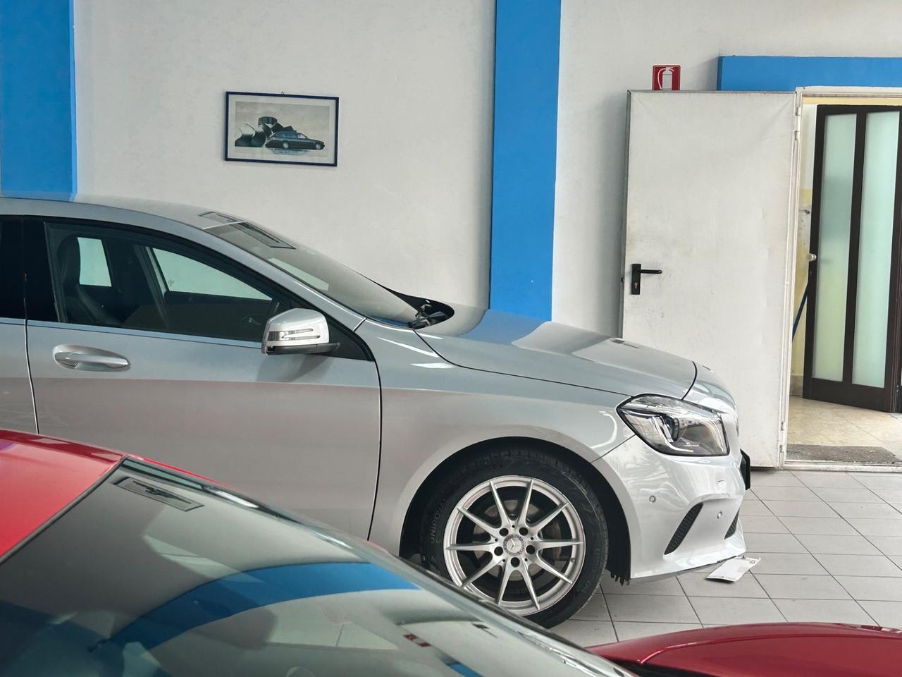 Mercedes-benz A 180 A 180 d Automatic Premium Dark Night Edition