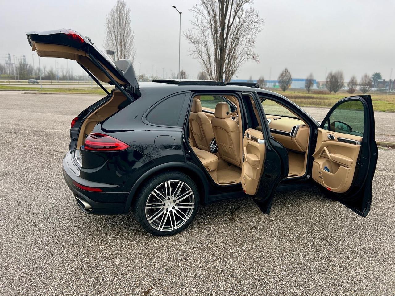 Porsche Cayenne 3.0 Diesel Platinum Edition