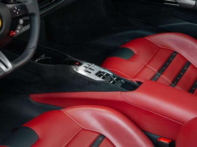Ferrari SF90 Spider Tailor Made Ispirazioni