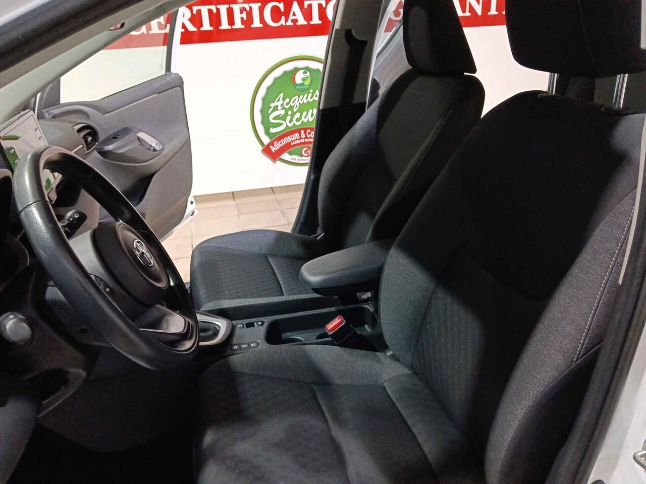 Toyota Yaris 1.5 Hybrid 5 porte Business