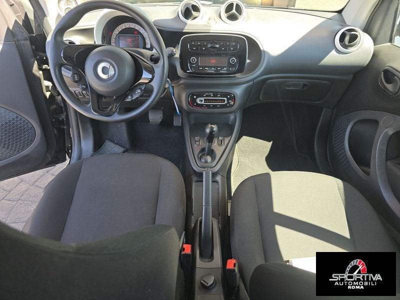 smart fortwo TOTAL BLACK UNIPRIO PARI AL NUOVO! EQ