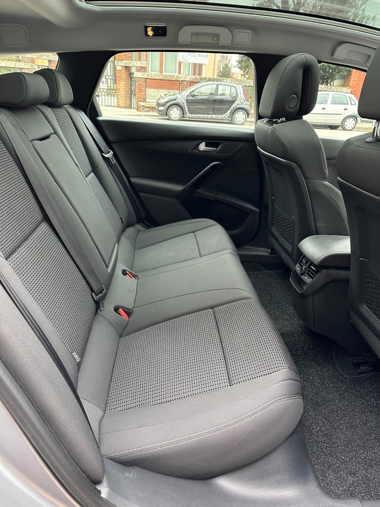 Peugeot 508 BlueHDi 120 S&S SW Allure