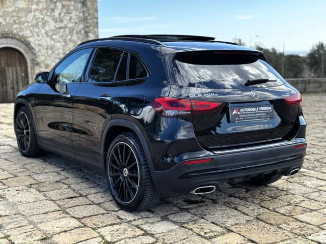 MERCEDES-BENZ GLA 200 d Premium AMG (Night Pack/Tetto Pan./Full Led)