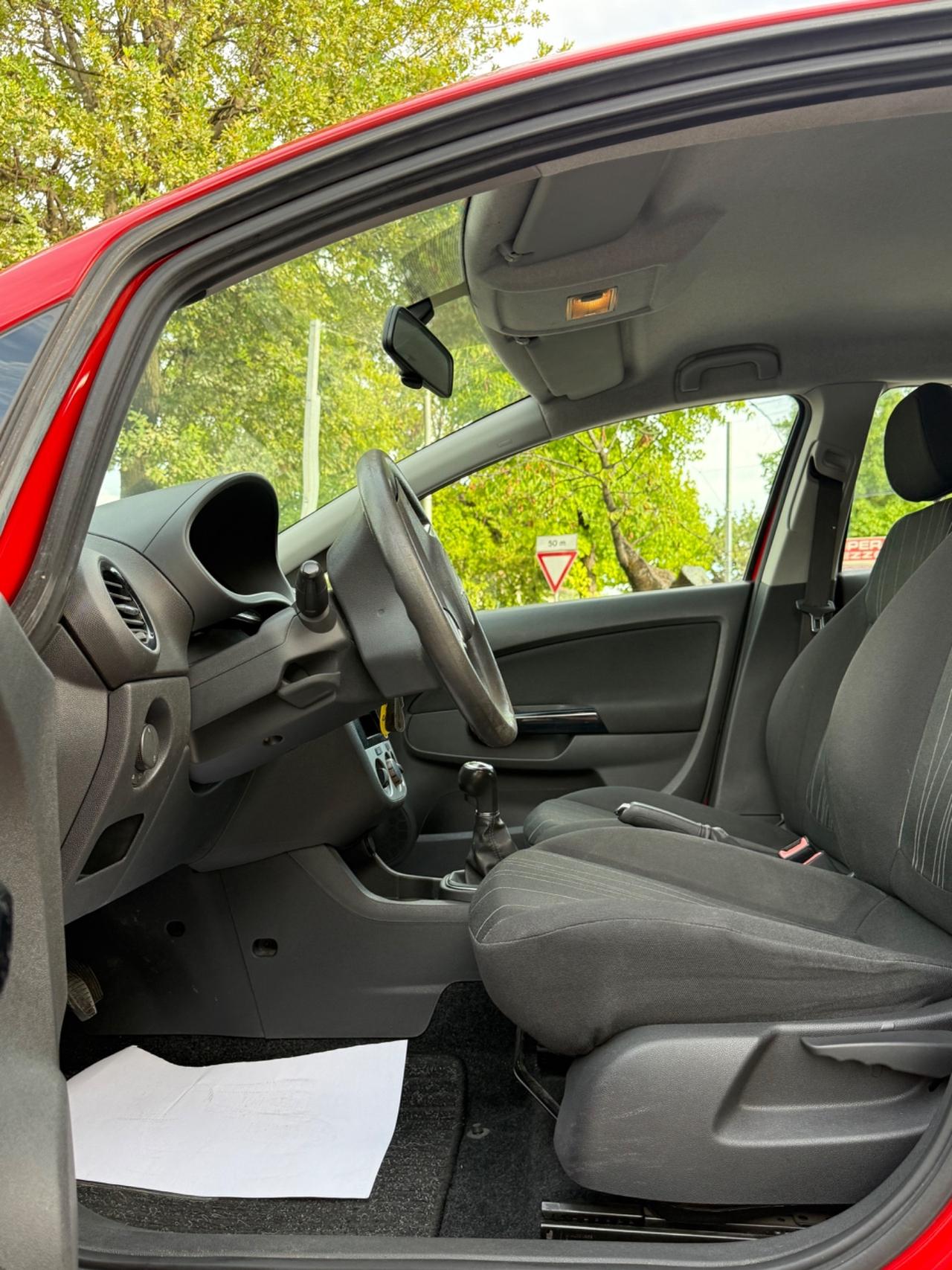 Opel Corsa 1.2 5 porte Cosmo