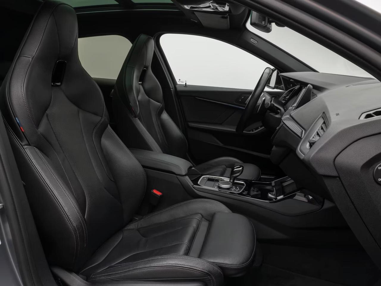 Bmw M135 M 135i xDrive SEDILI A GUSCIO PELLE TETTO PANORAMICO