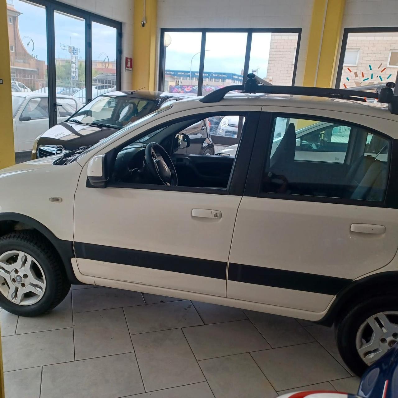 PANDA CROSS 4X4 1.3 MJTD INDISTRUTTIBILE