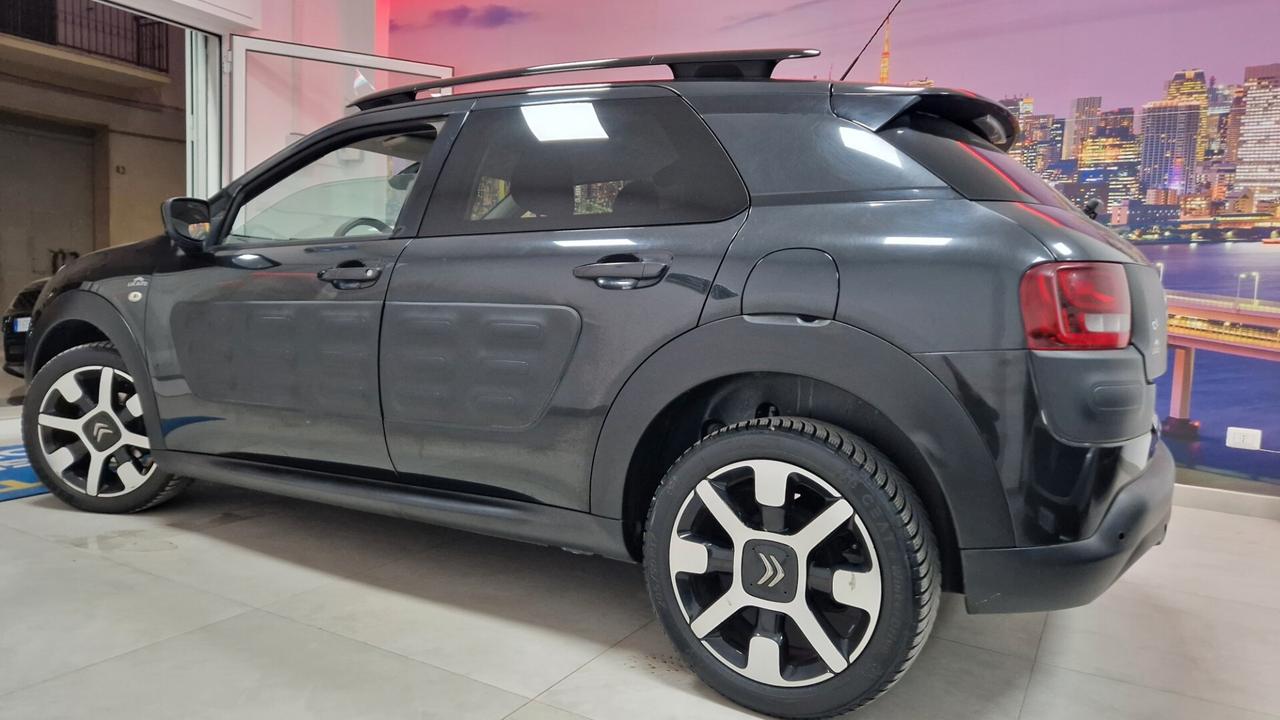 Citroen C4 Cactus BlueHDi 100 Shine