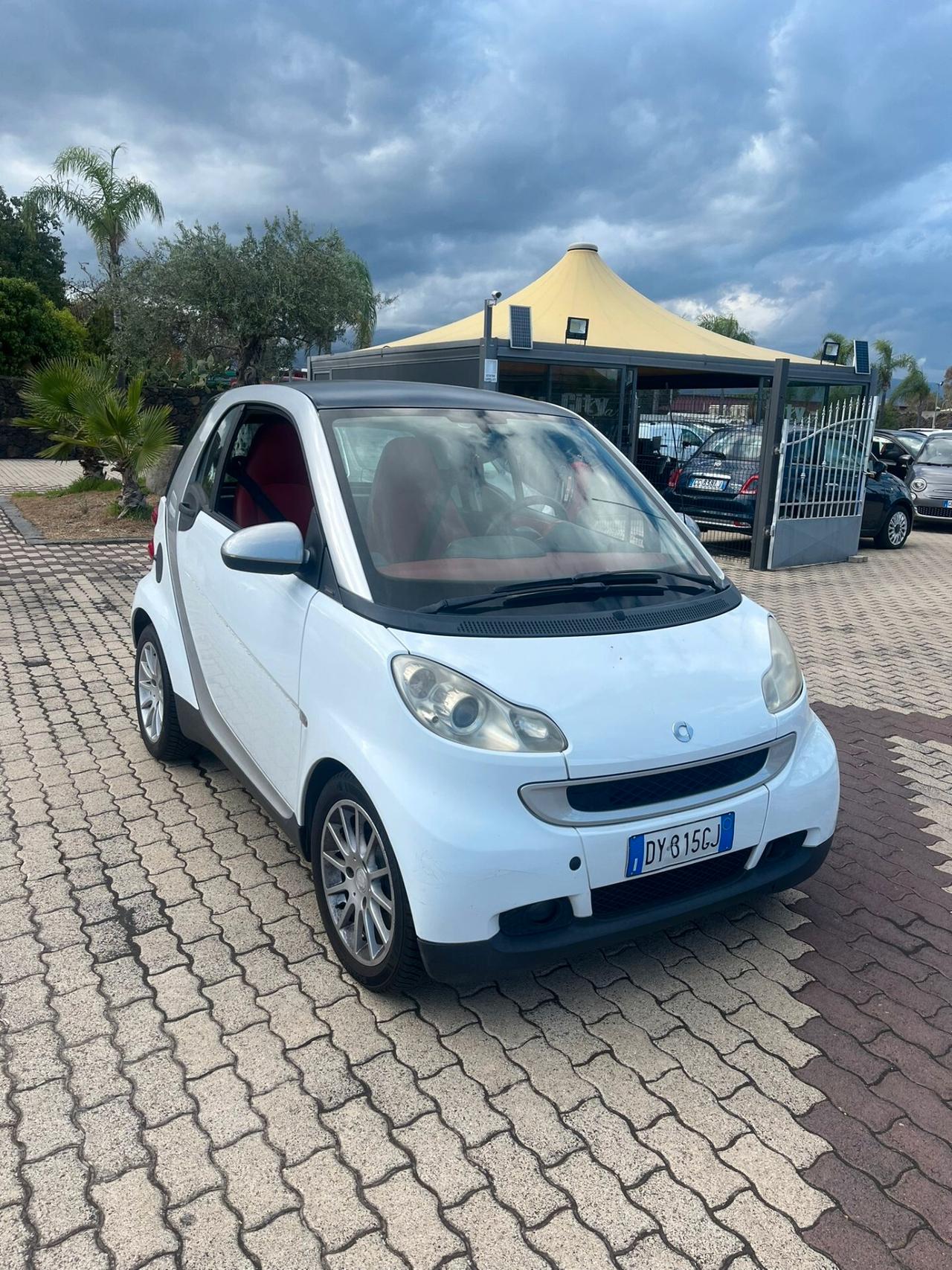 Smart ForTwo 1000 52 kW MHD coupé passion