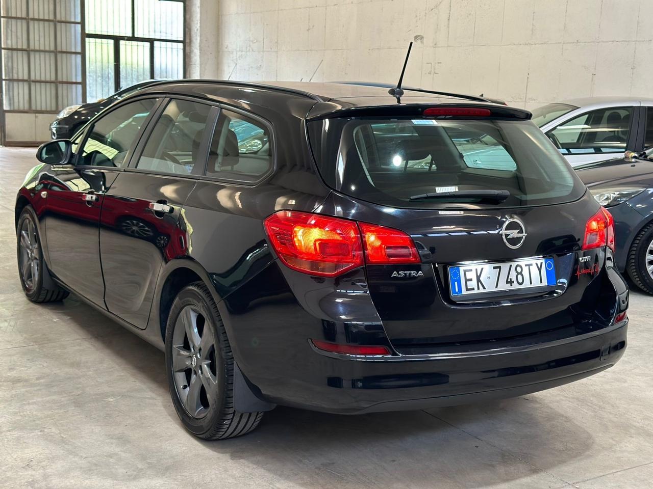 Opel Astra 1.7 CDTI 110CV 5 porte Cosmo