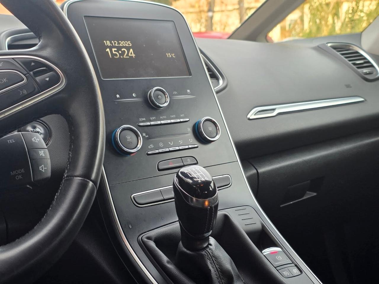 Renault Scenic Scénic Blue dCi 120 CV Initiale Paris