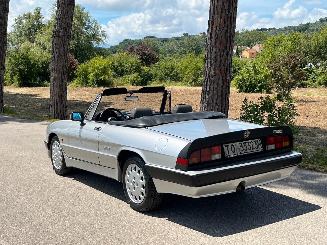 Alfa Romeo Spider QUADRIFOGLIO VERDE