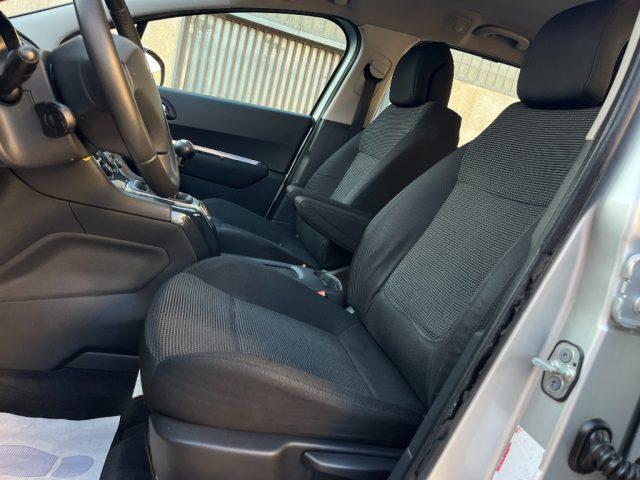 PEUGEOT 5008 2.0 HDi 150CV Business