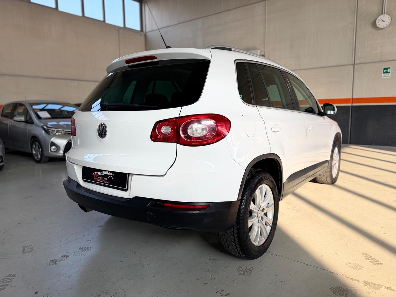 Volkswagen Tiguan 2.0 16V TDI DPF Sport & Style 4x4 NEOPATENTATI