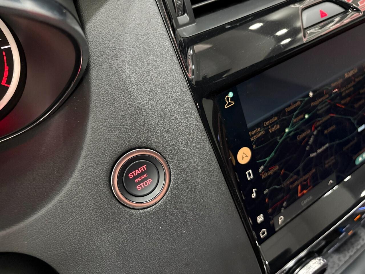 Jaguar E-Pace 2.0 i4 Mhev 200cv AWD auto R-Dynamic HSE ITALIANA.