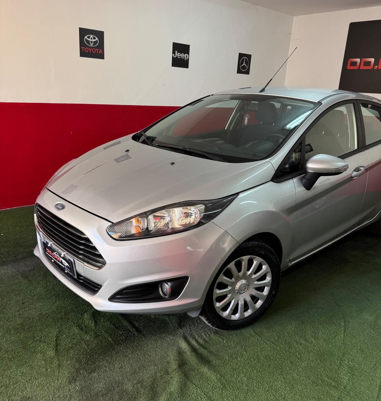 Ford Fiesta 1.5 TDCi 75CV 5 porte Titanium